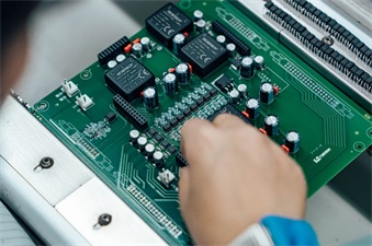 MOS管与IGBT管有什么区别和优势